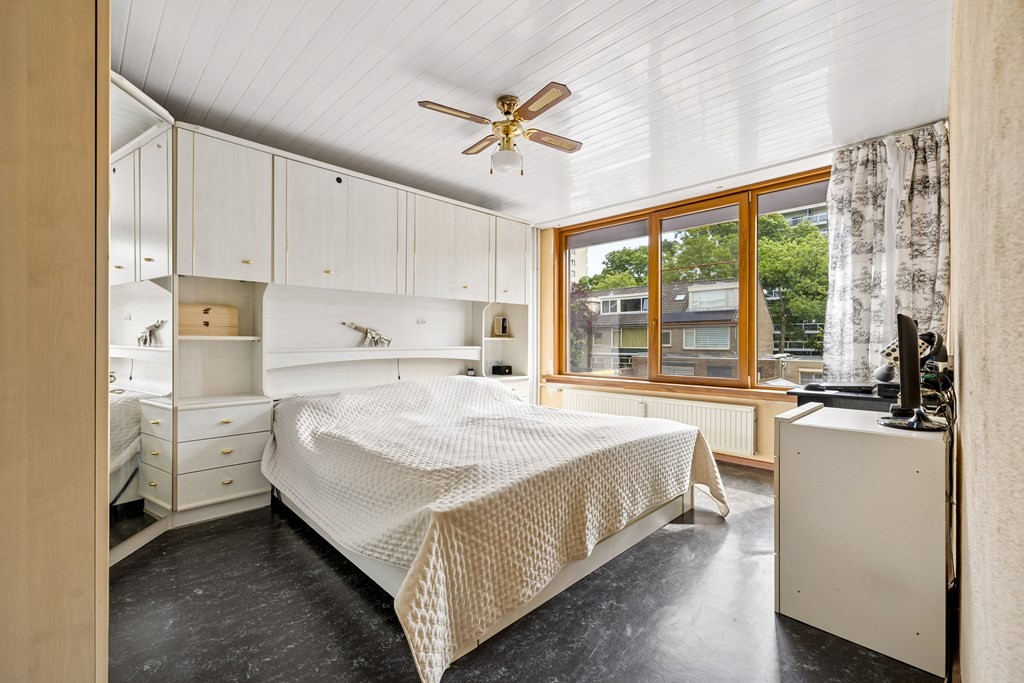 Tussenwoning te koop: Aalststraat 38, Breda