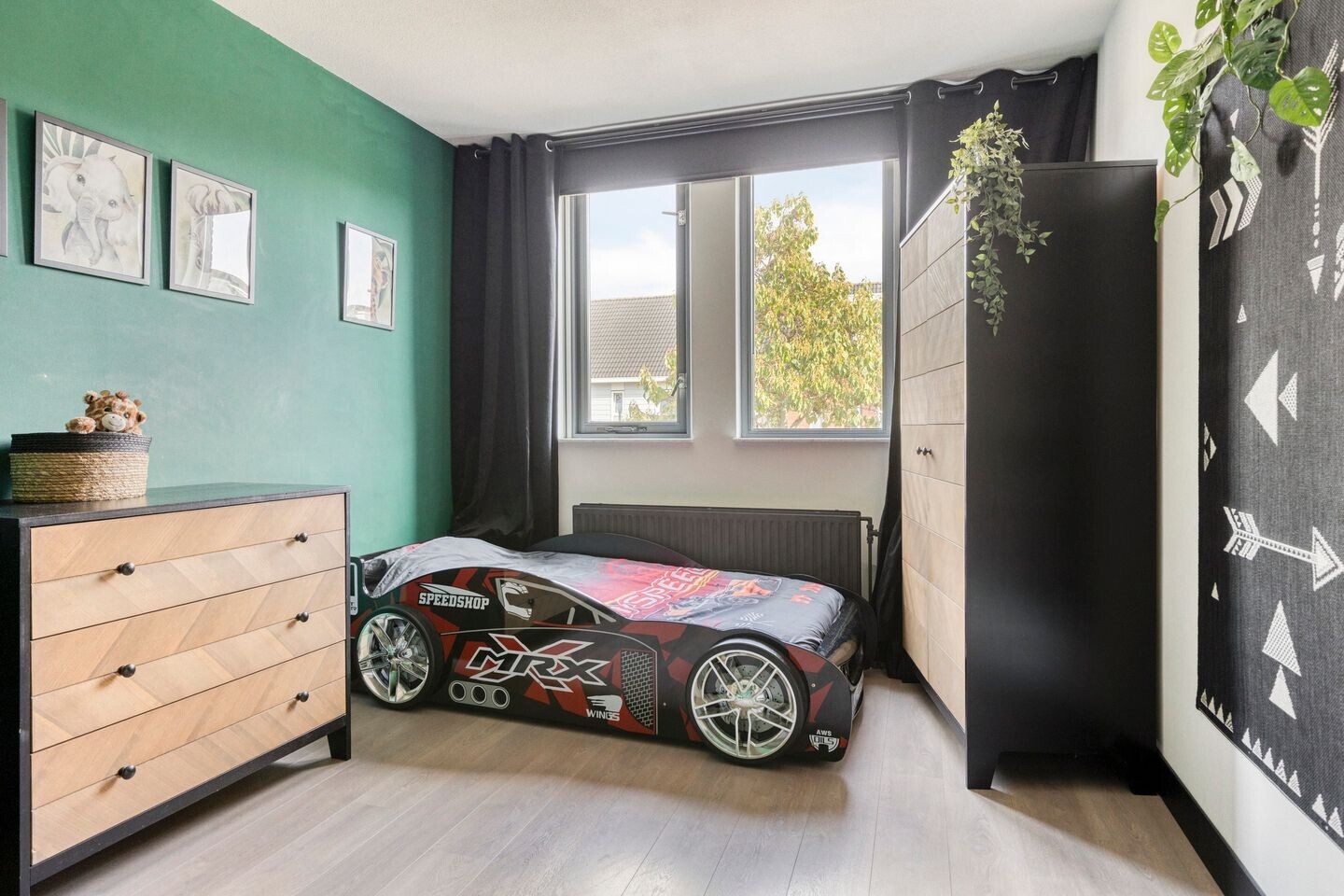 Tussenwoning te koop: Maasdijk 141, Breda