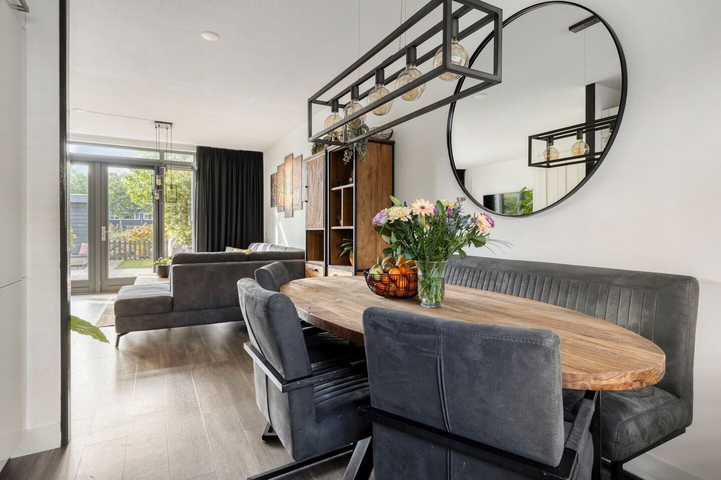 Tussenwoning te koop: Maasdijk 141, Breda