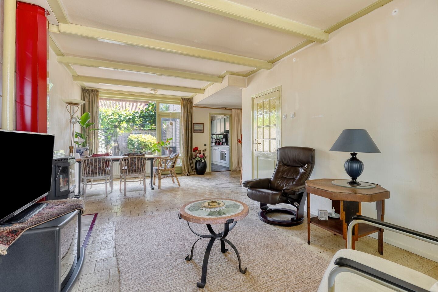 Tussenwoning te koop: Vingerhoed 31, Breda