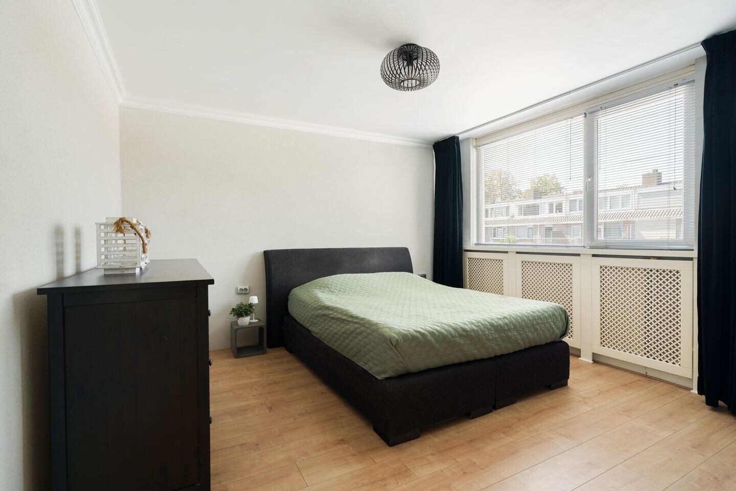 Tussenwoning te koop: Doenradestraat 63, Breda