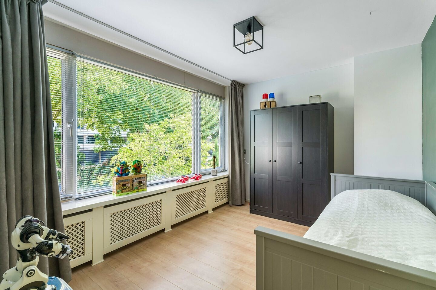 Tussenwoning te koop: Doenradestraat 63, Breda