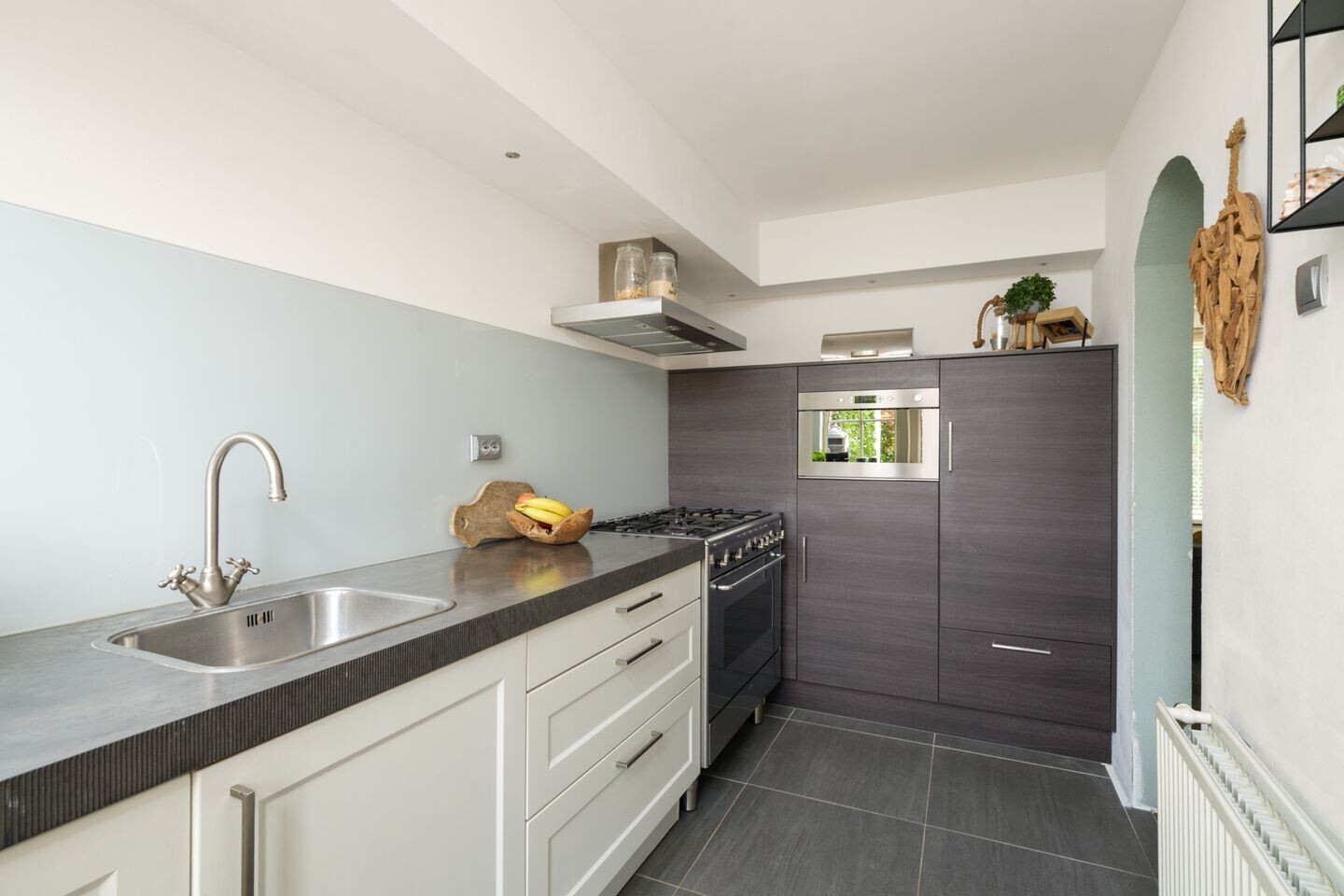 Tussenwoning te koop: Doenradestraat 63, Breda
