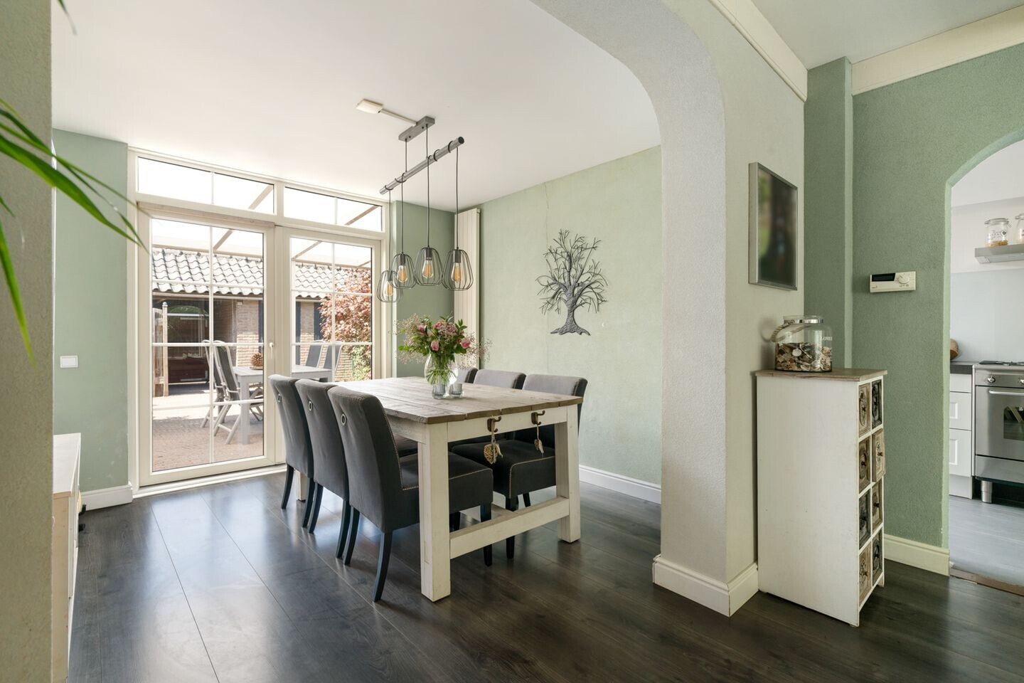 Tussenwoning te koop: Doenradestraat 63, Breda