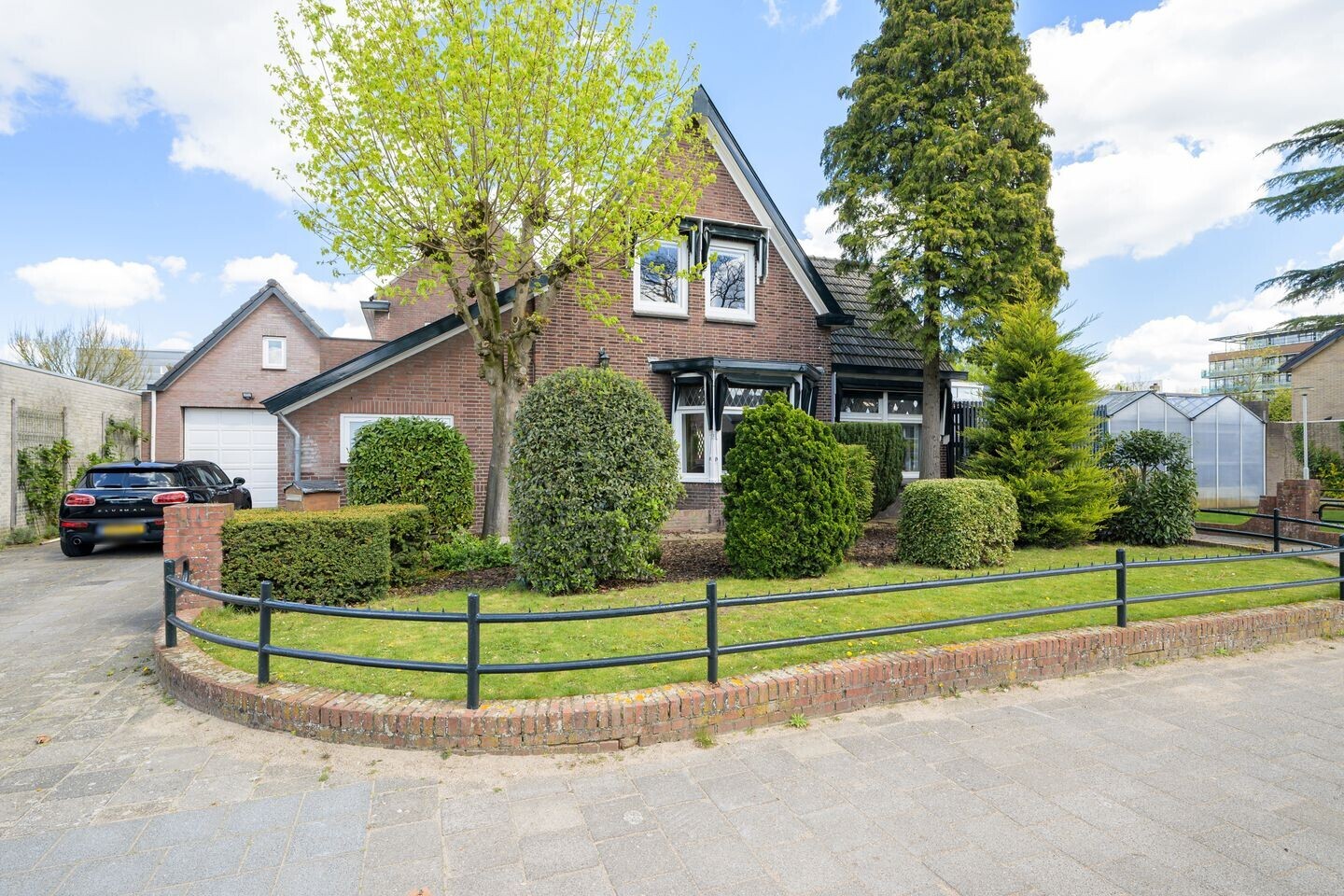 Vrijstaande woning te koop: Groot Ypelaardreef 29, Breda