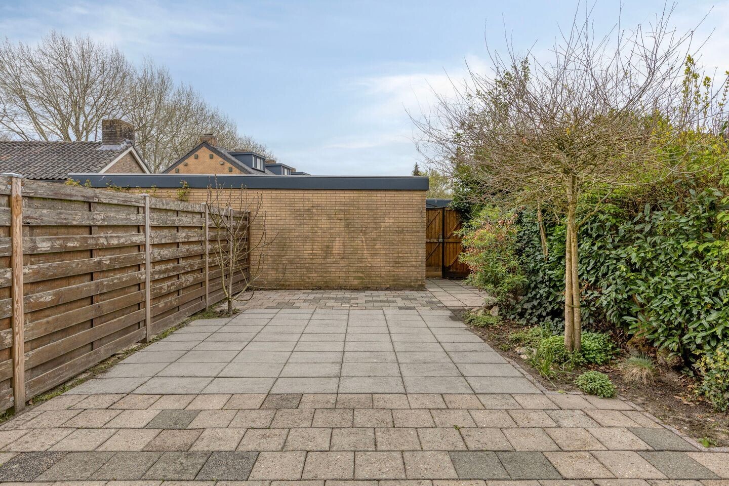 Tussenwoning te koop: Duurstedestraat 120, Breda