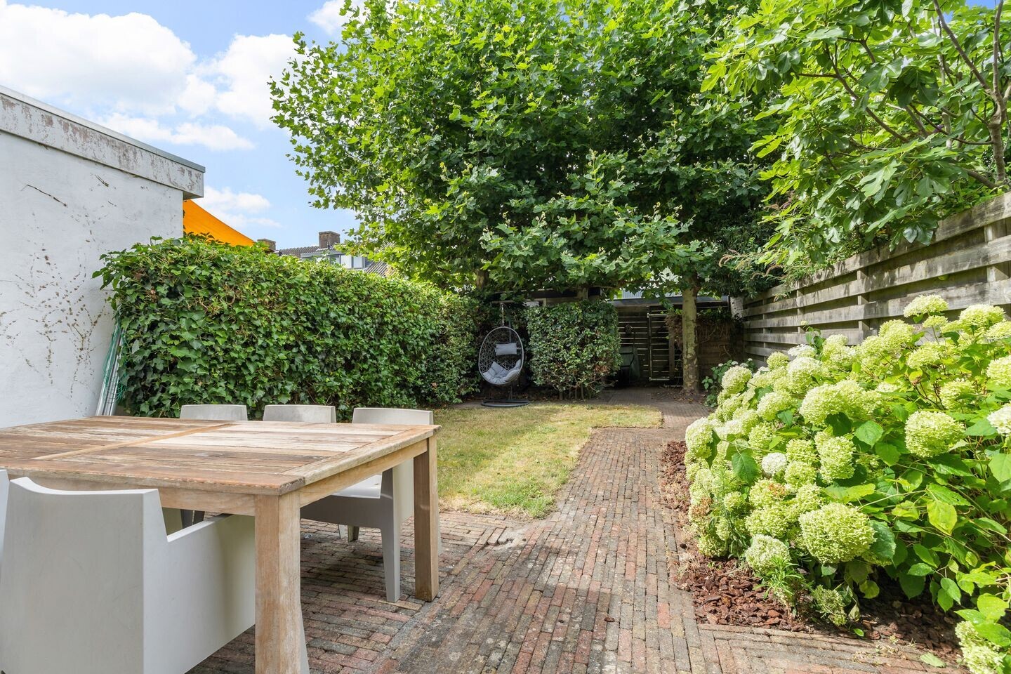 Tussenwoning te koop: Hillenraadstraat 44, Breda