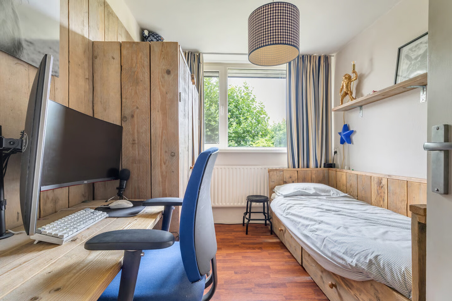 Tussenwoning te koop: Hillenraadstraat 44, Breda