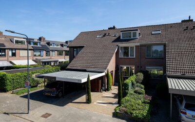 Neubourgstraat 30