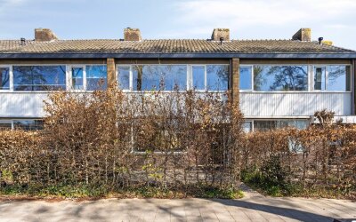 Rechterenst. 84