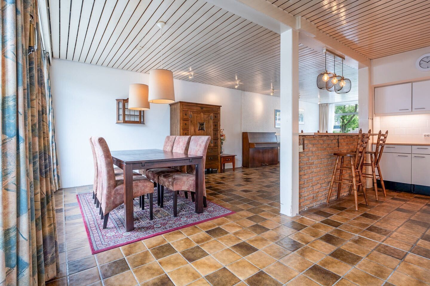 Tussenwoning te koop: Drakesteinstraat 3, Breda