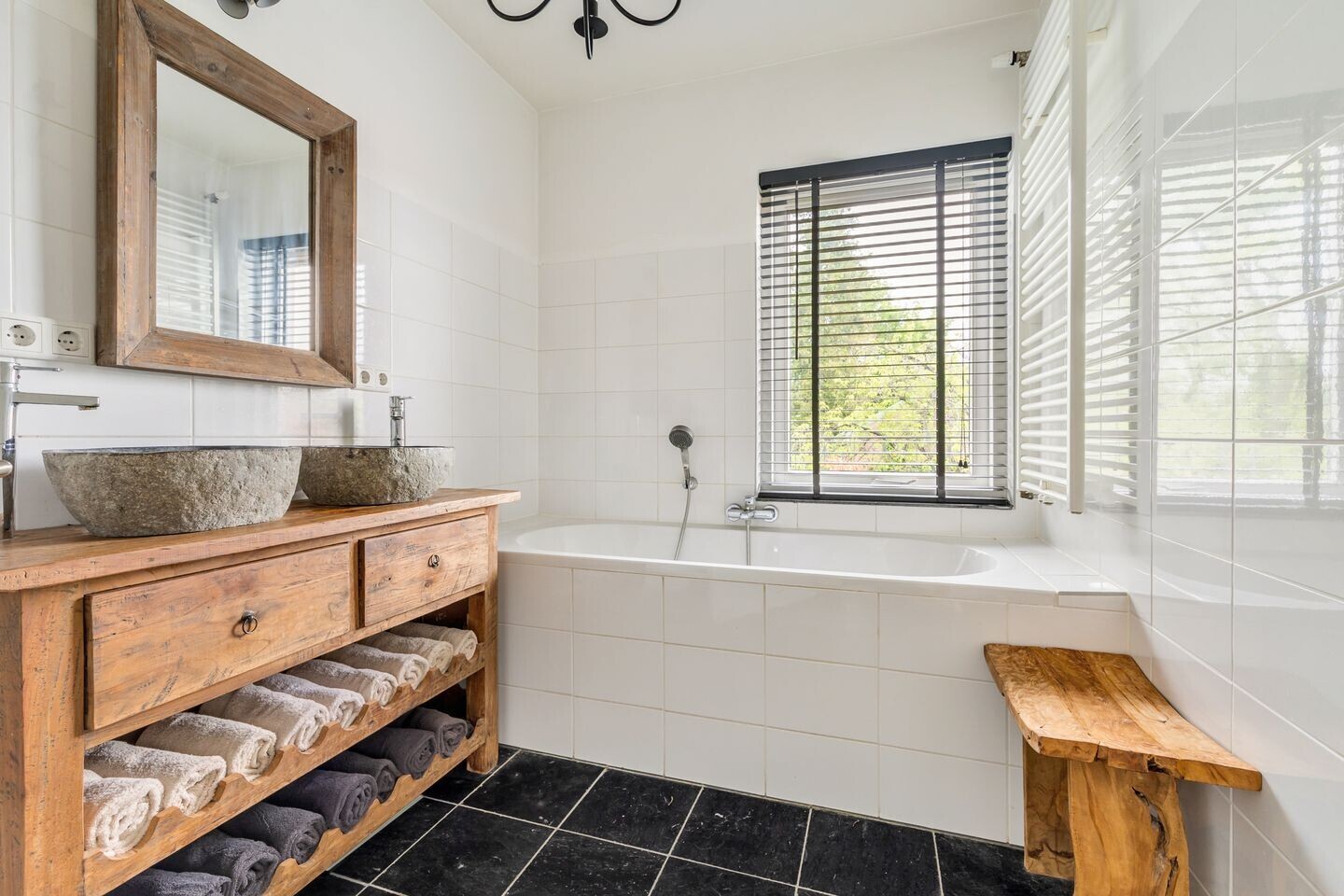Vrijstaande woning te koop: Bavelselaan 123, Breda