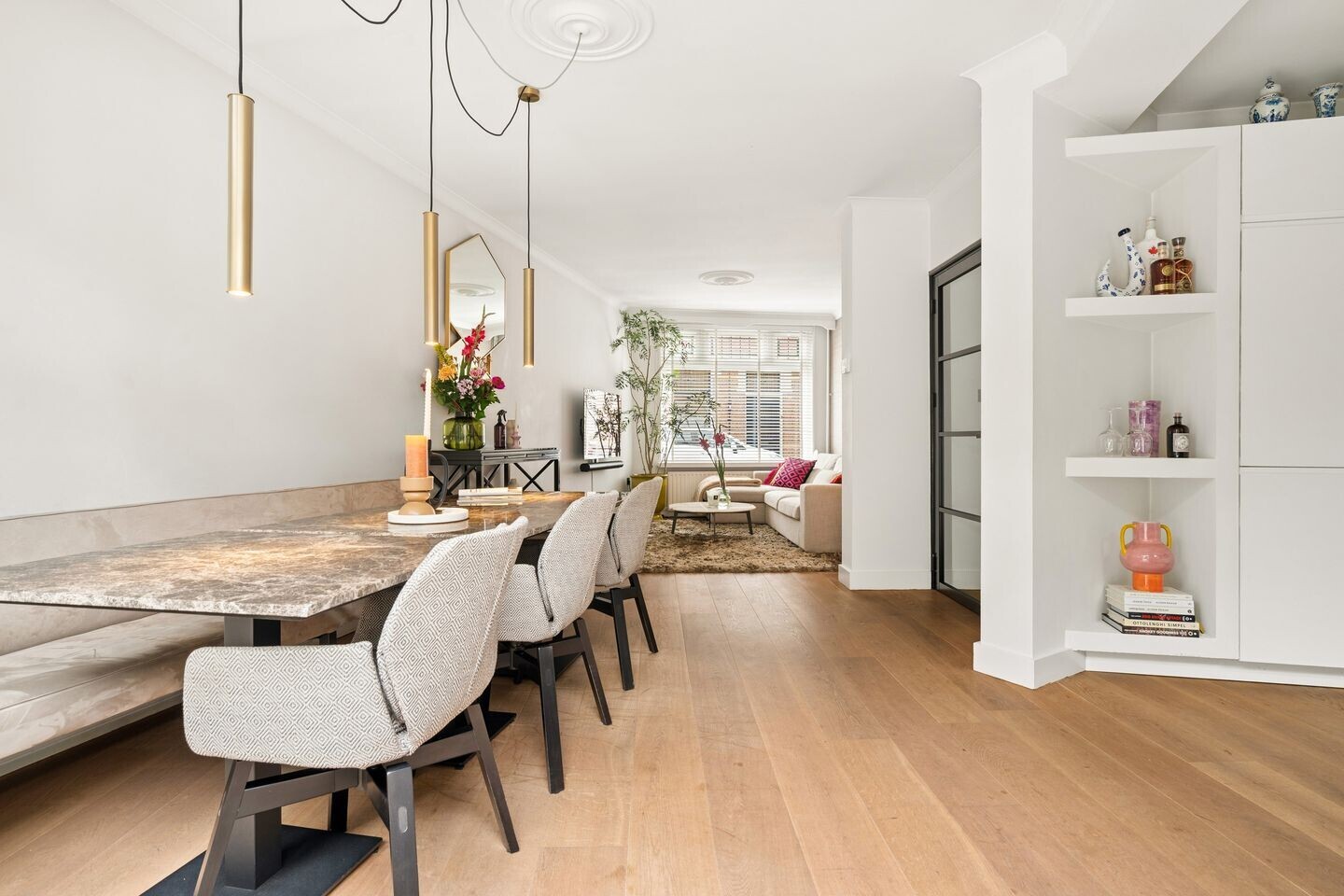 Hoekwoning te koop: Dillenburgstraat 13, Breda