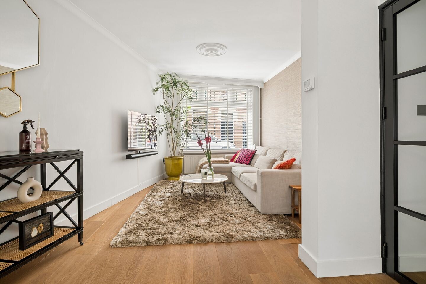 Hoekwoning te koop: Dillenburgstraat 13, Breda