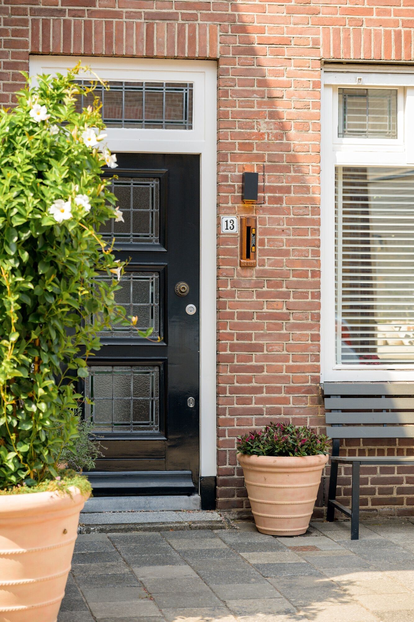 Hoekwoning te koop: Dillenburgstraat 13, Breda