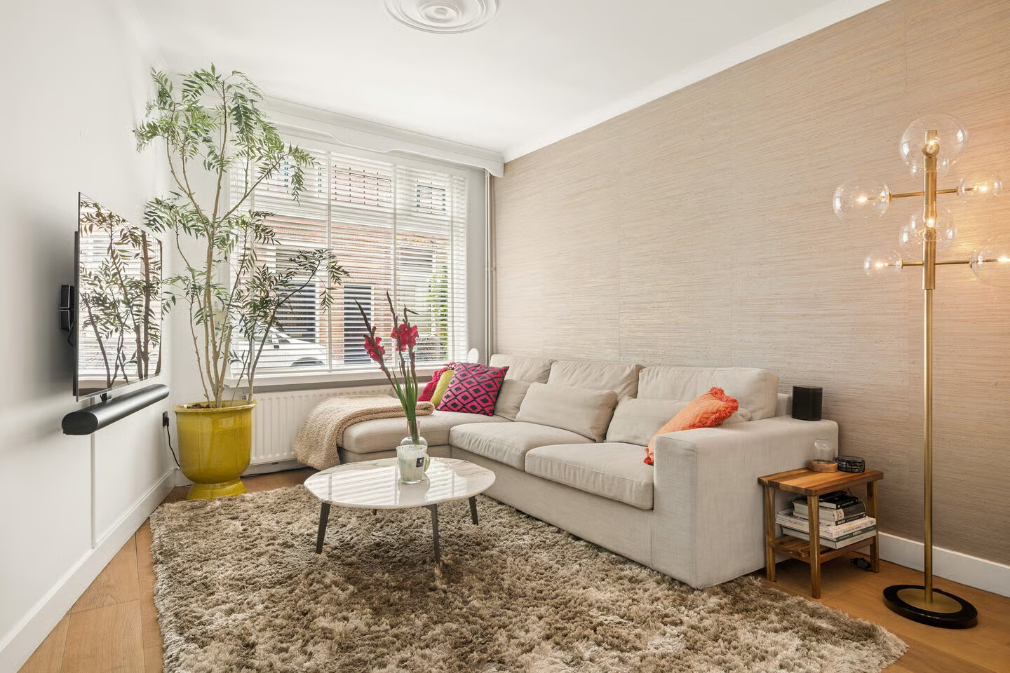 Hoekwoning te koop: Dillenburgstraat 13, Breda