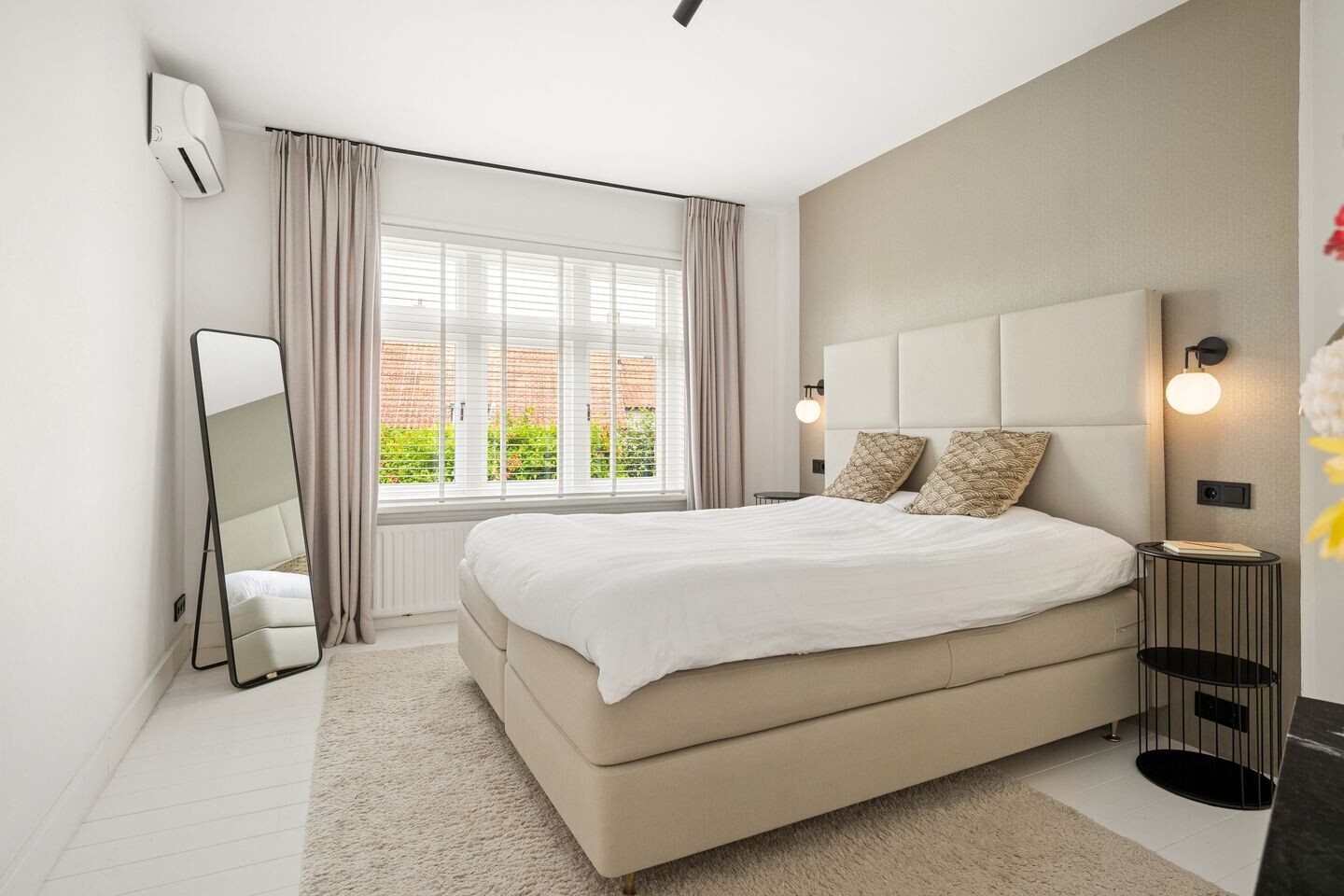 Hoekwoning te koop: Dillenburgstraat 13, Breda
