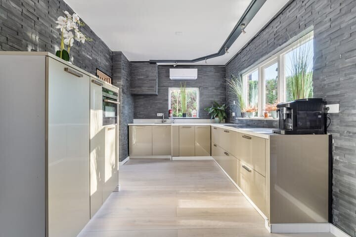 Hoekwoning te koop: Vogelenzanglaan 3, Breda