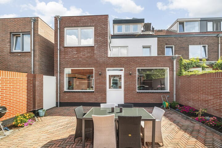 Hoekwoning te koop: Kerkhofweg 88, Breda