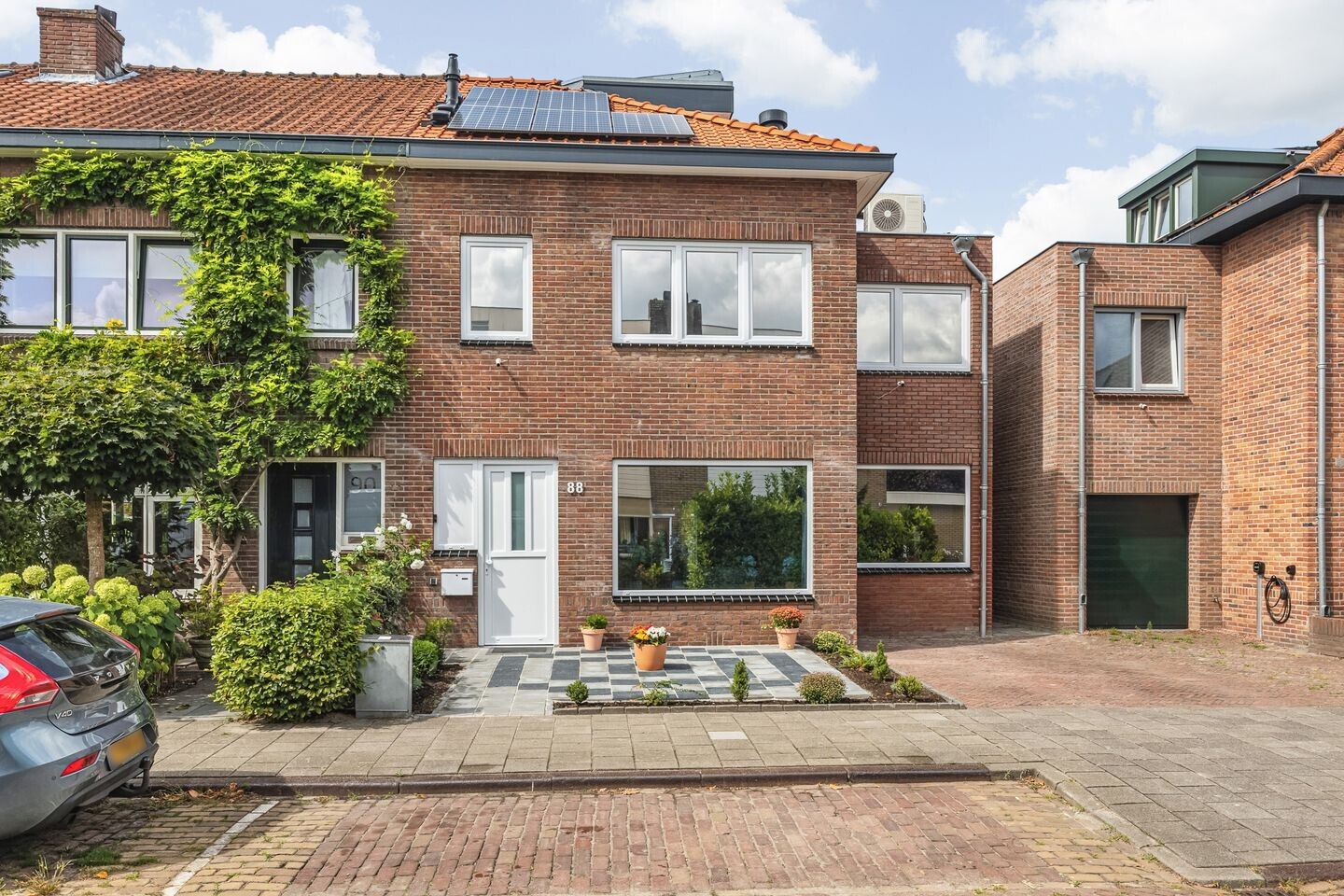Hoekwoning te koop: Kerkhofweg 88, Breda