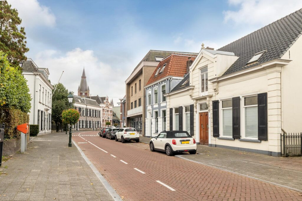 Hoekwoning te koop: Ginnekenweg 278, Breda