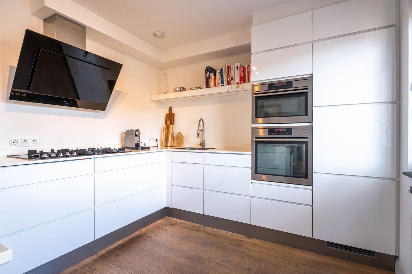 Tussenwoning te koop: Kalishoek 26, Breda