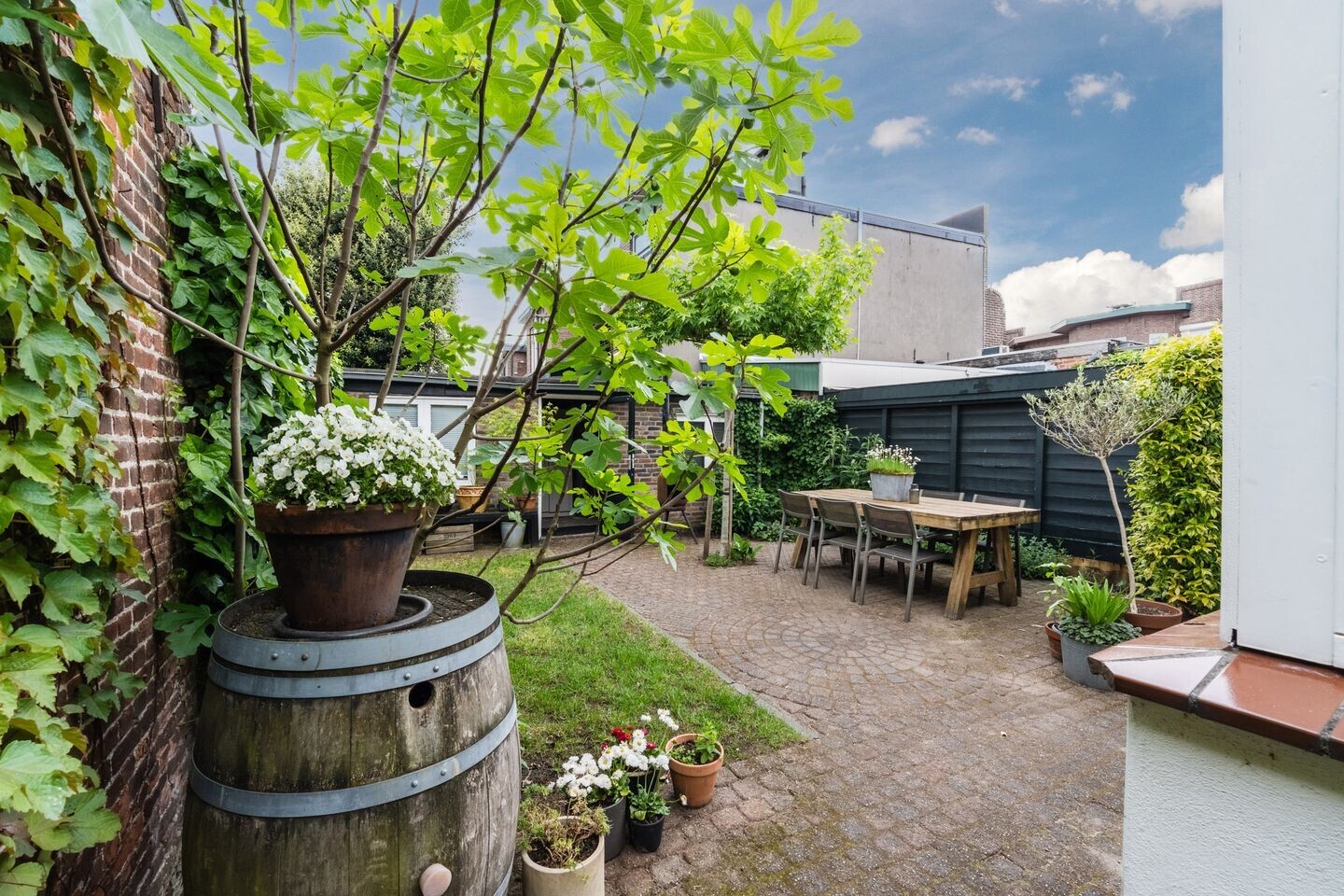 Hoekwoning te koop: Prins Hendrikstraat 92, Breda