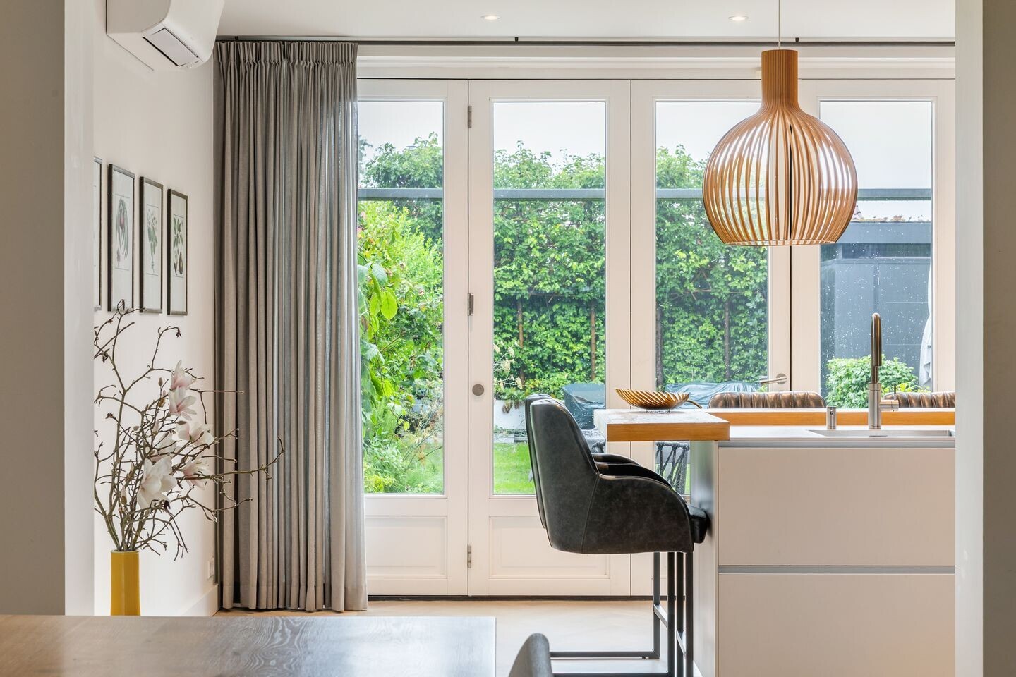 Tussenwoning te koop: Strijenlaan 64, Breda