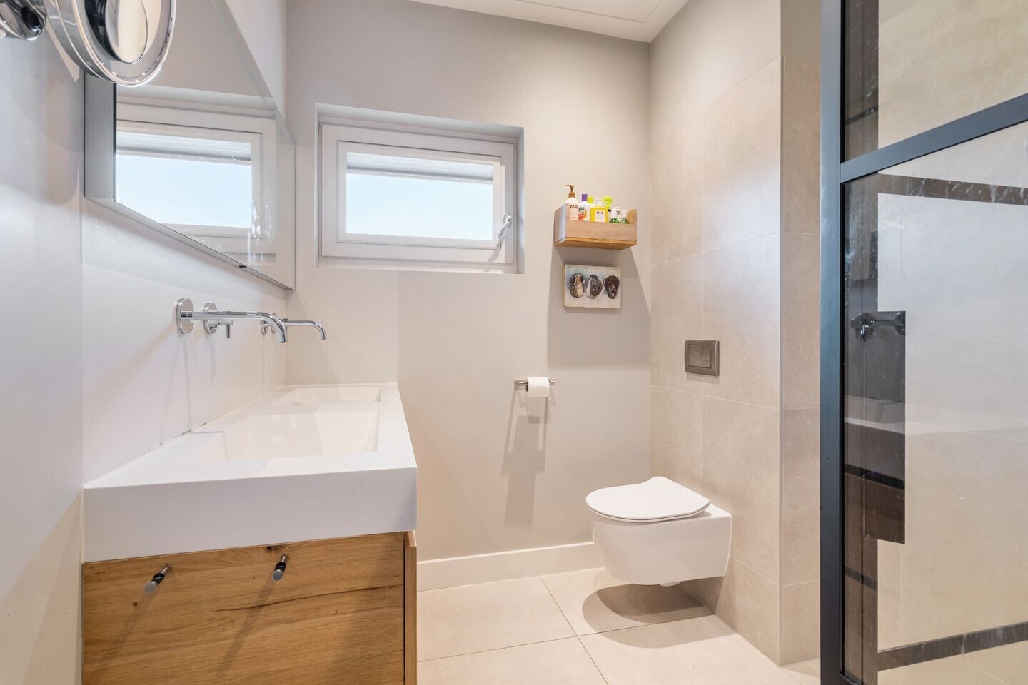 Tussenwoning te koop: Strijenlaan 64, Breda