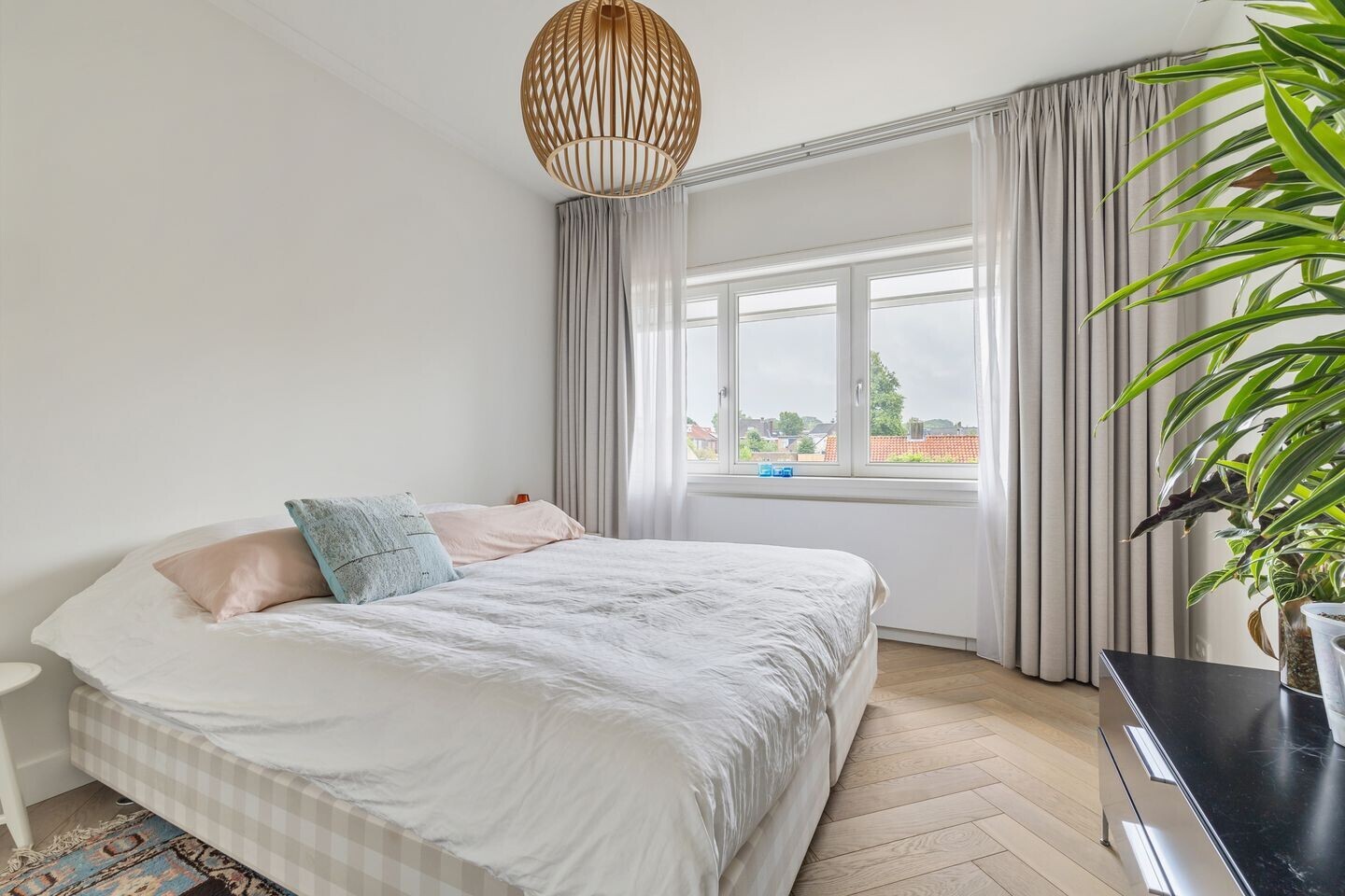 Tussenwoning te koop: Strijenlaan 64, Breda