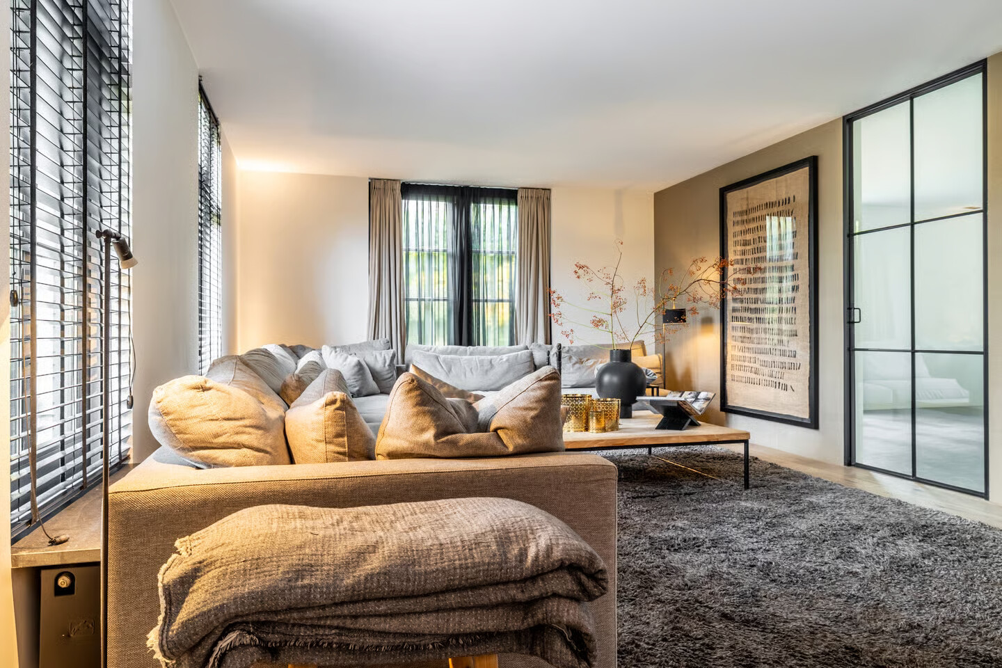 Vrijstaande woning te koop: Overaseweg 230, Breda