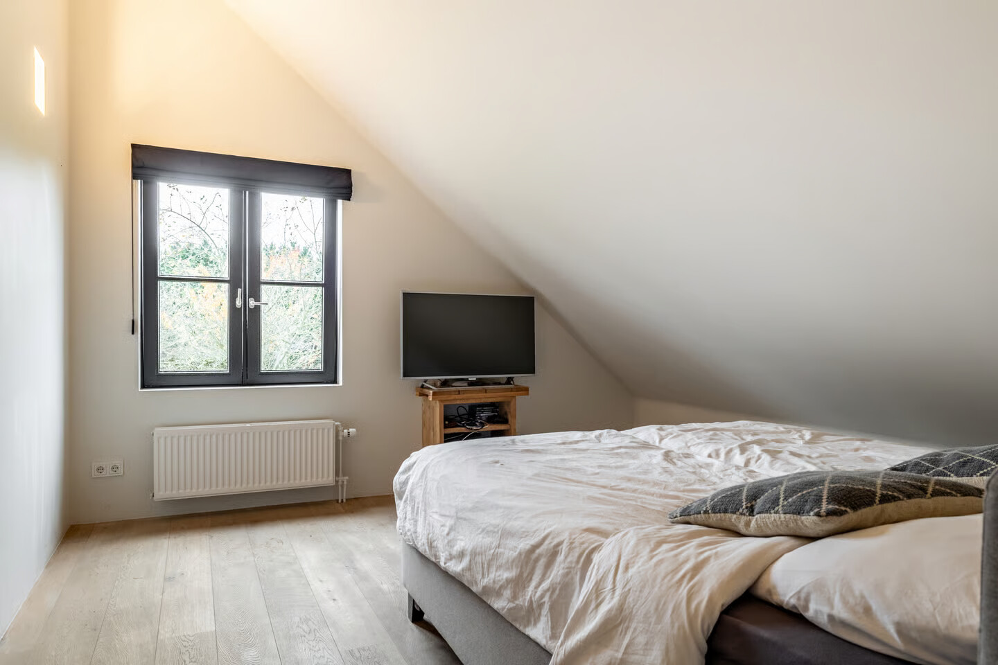 Vrijstaande woning te koop: Overaseweg 230, Breda