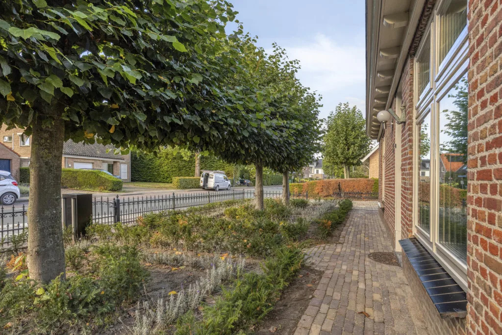 Vrijstaande woning te koop: Meester Bierensweg 27, Prinsenbeek