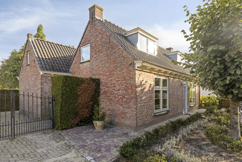 Vrijstaande woning te koop: Meester Bierensweg 27, Prinsenbeek