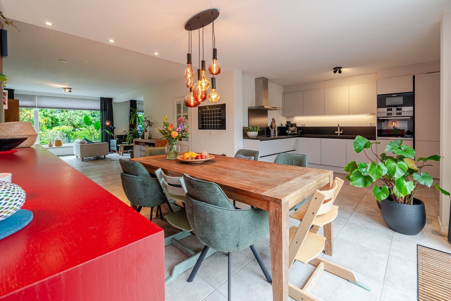 Hoekwoning te koop: Molenstraat 1, Prinsenbeek