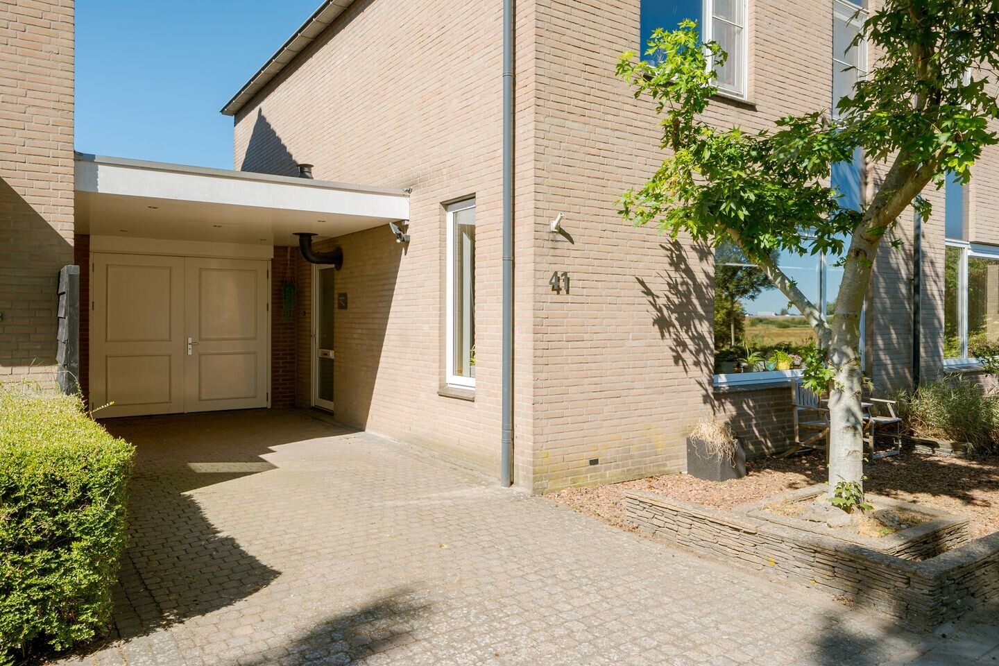 Tussenwoning te koop: Veldbies 41, Terheijden