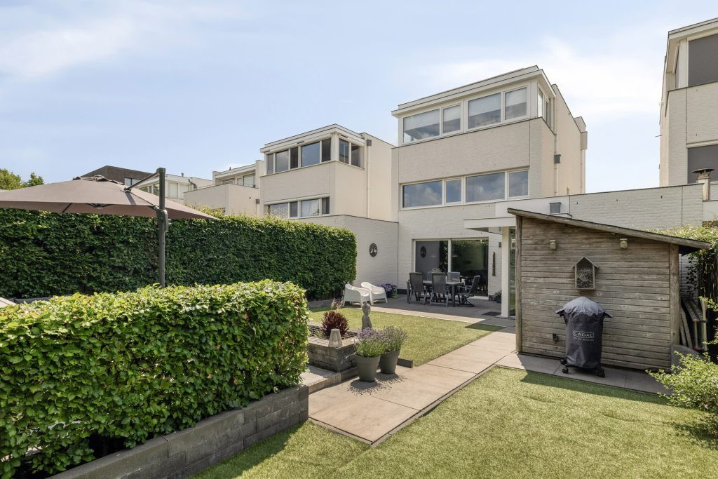 Tussenwoning te koop: Platte Akker 40, Teteringen