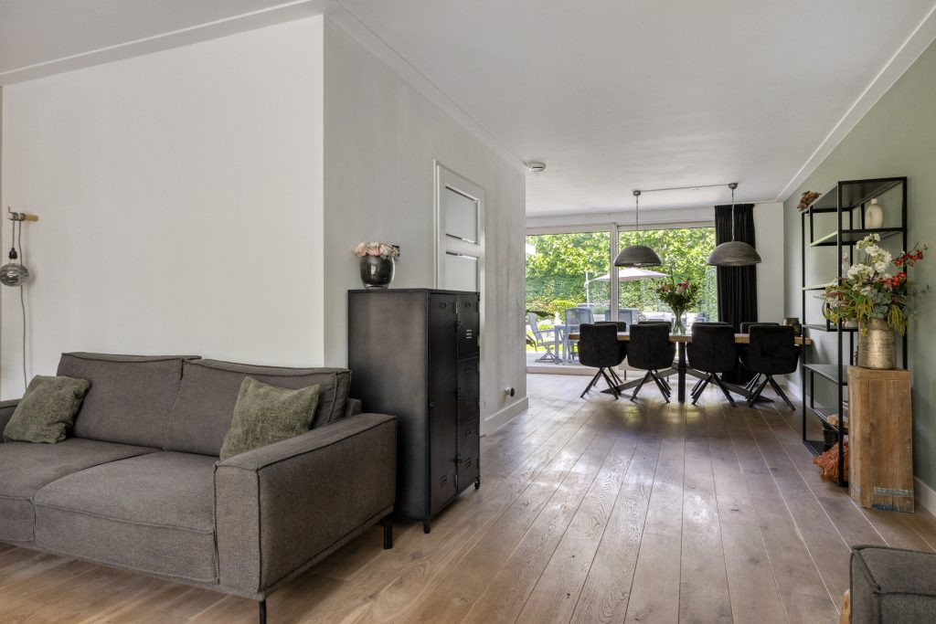 Tussenwoning te koop: Platte Akker 40, Teteringen
