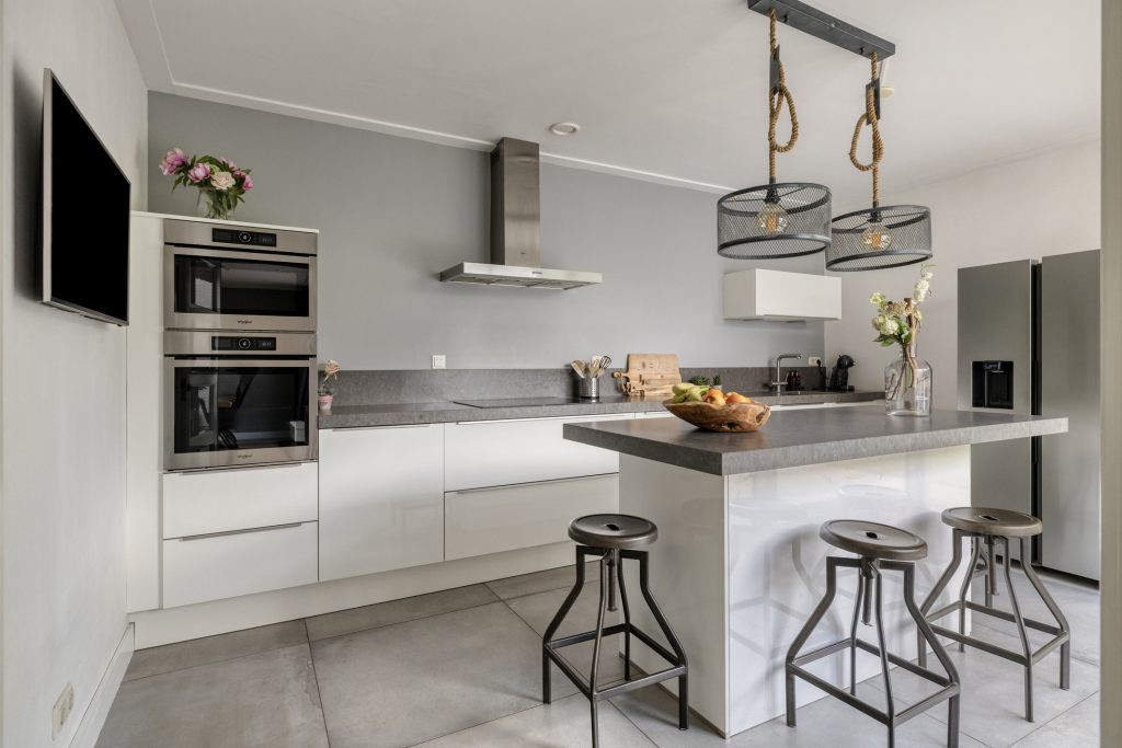 Tussenwoning te koop: Platte Akker 40, Teteringen