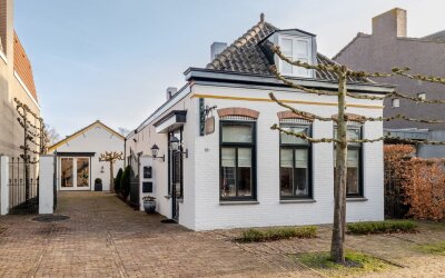 Dorpstraat 19