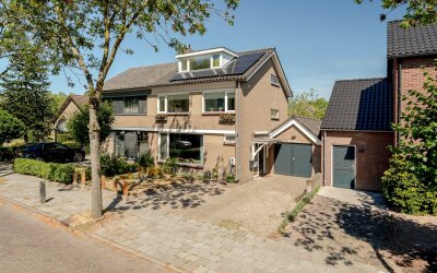 Lange Vore 23