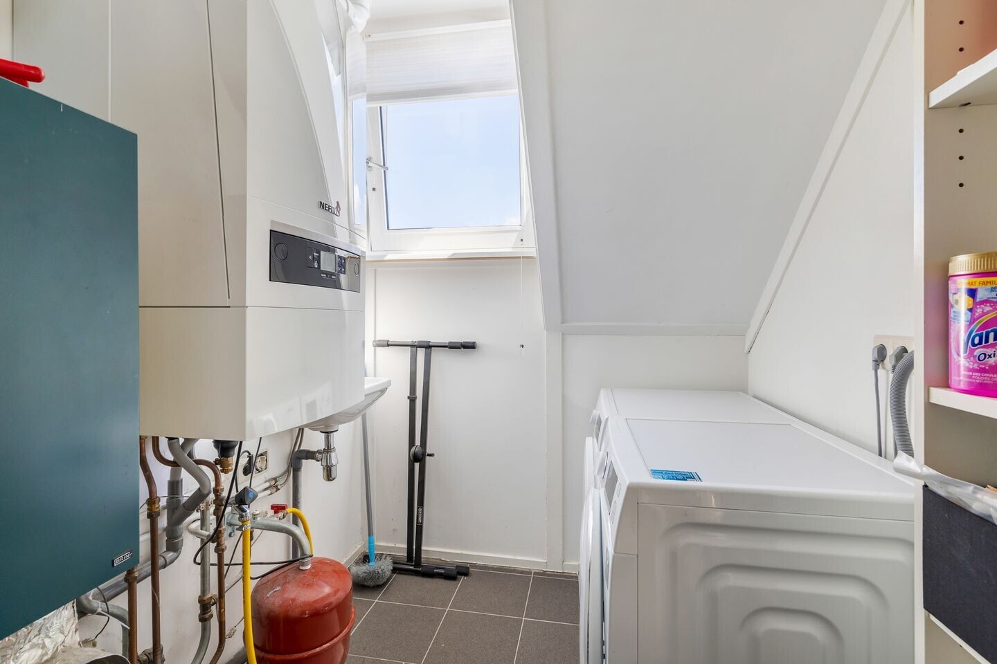Hoekwoning te koop: Thoornseweg 90, Bavel