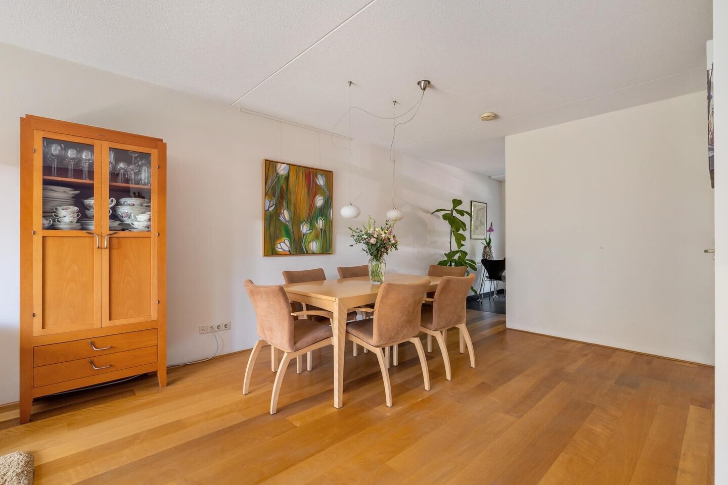 Tussenwoning te koop: Valkenlaar 31, Bavel