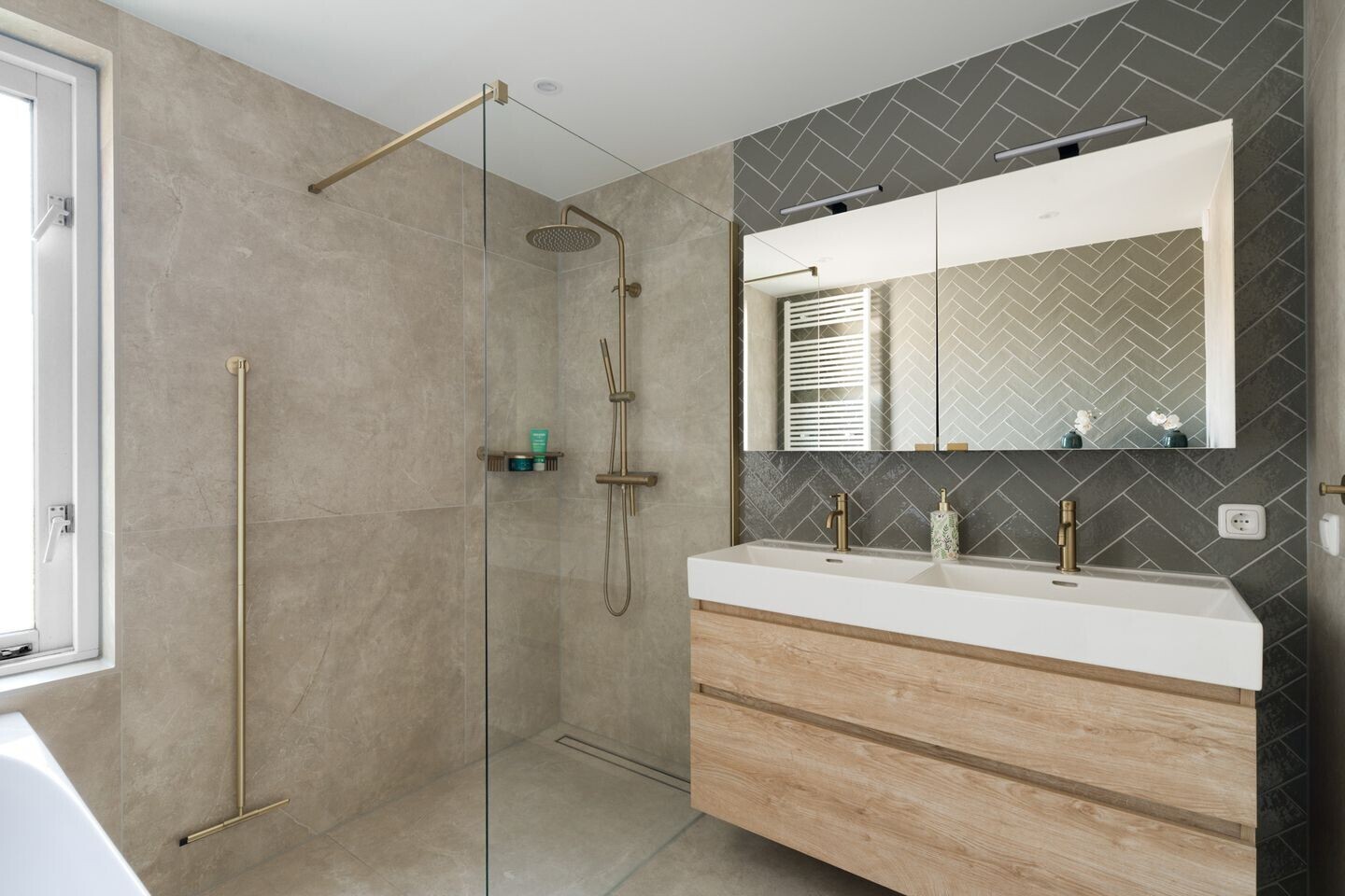 Hoekwoning te koop: Tweeschaar 40, Bavel