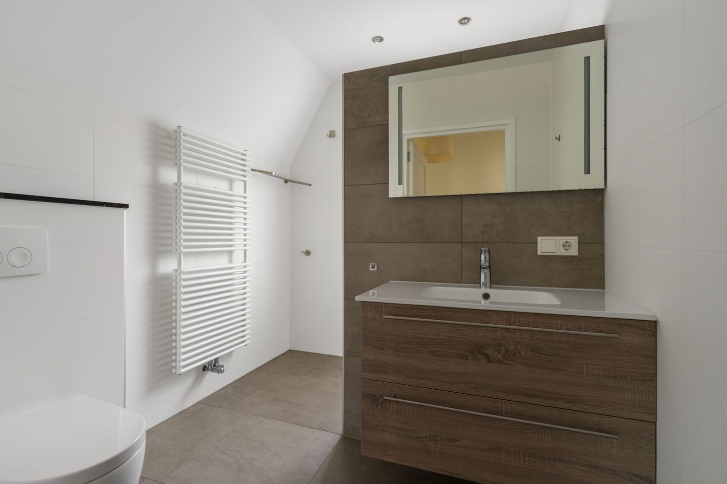Hoekwoning te koop: Haardries 18, Bavel