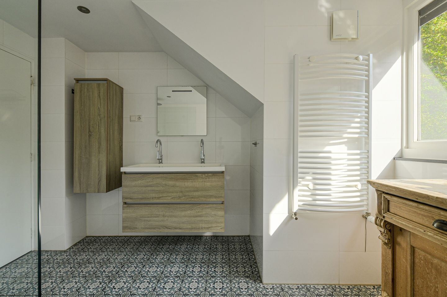 Vrijstaande woning te koop: Lage Aard 14, Bavel