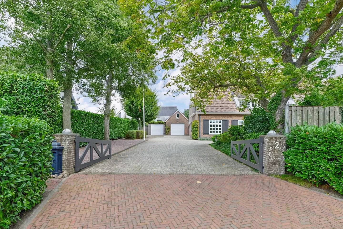 Vrijstaande woning te koop: Roosbergseweg 2, Bavel