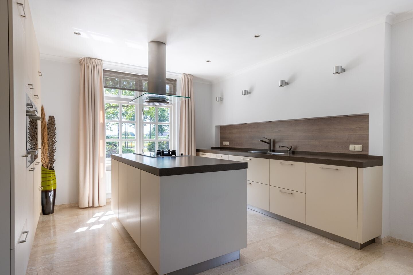 Vrijstaande woning te koop: Roosbergseweg 2, Bavel