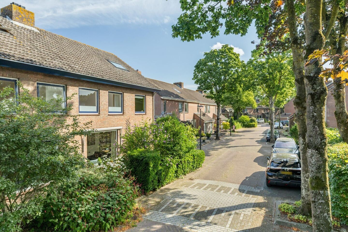 Twee-onder-één-kap te koop: Driehoek 38, Bavel