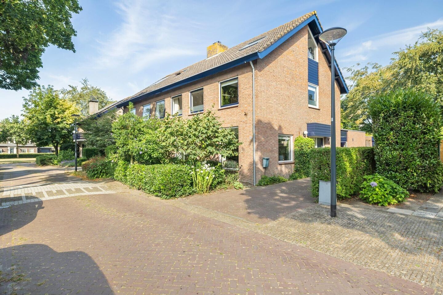 Twee-onder-één-kap te koop: Driehoek 38, Bavel